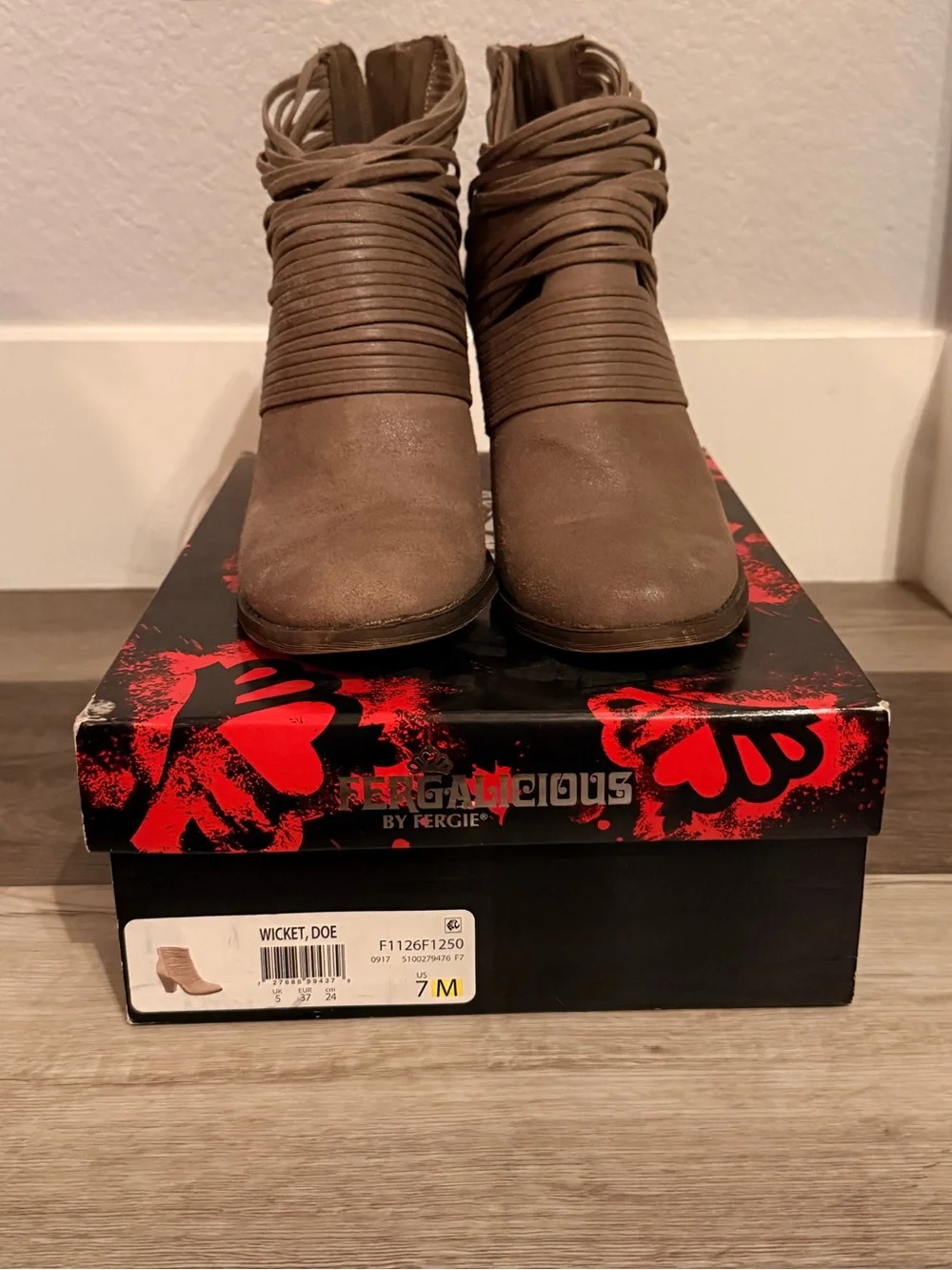 Fergalicious by Fergie Wicket Ankle Boots | Women’s Size 7M | Taupe | EUC